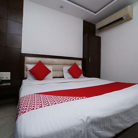 Oyo 11150 Hotel Jmd Rooms New Delhi Extérieur photo