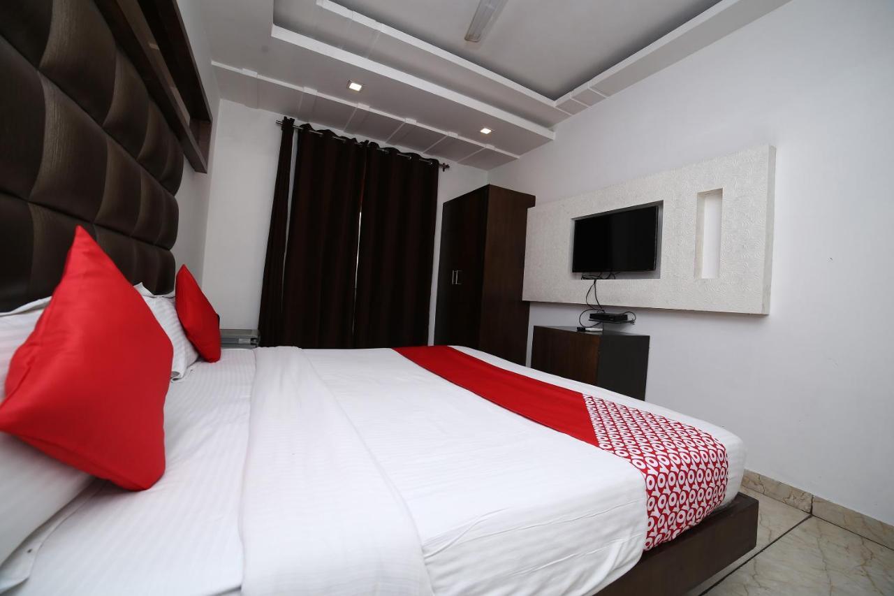 Oyo 11150 Hotel Jmd Rooms New Delhi Extérieur photo