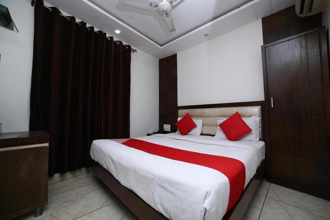 Oyo 11150 Hotel Jmd Rooms New Delhi Extérieur photo