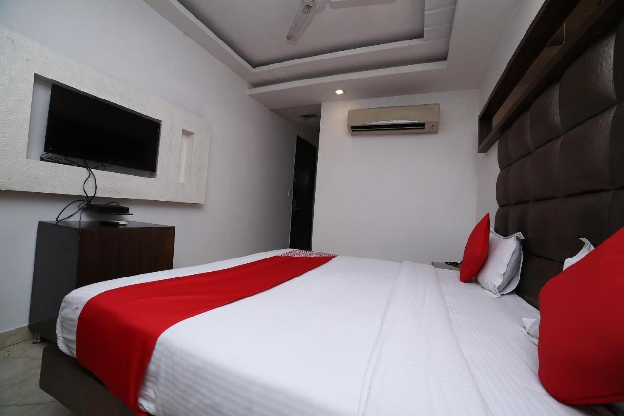 Oyo 11150 Hotel Jmd Rooms New Delhi Extérieur photo