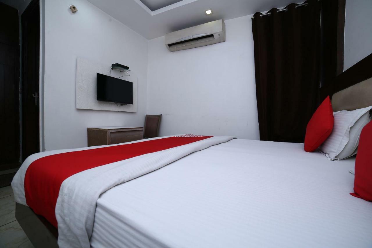 Oyo 11150 Hotel Jmd Rooms New Delhi Extérieur photo